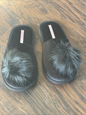 Victoria's Secret Black Velvet Pom-Trim Slip-On Women's Slippers